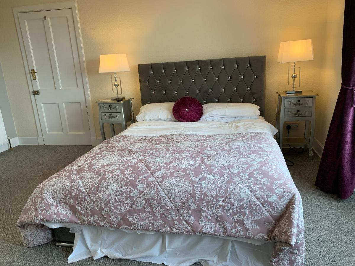 "Room Only" At Wetherby Nairn Exterior foto