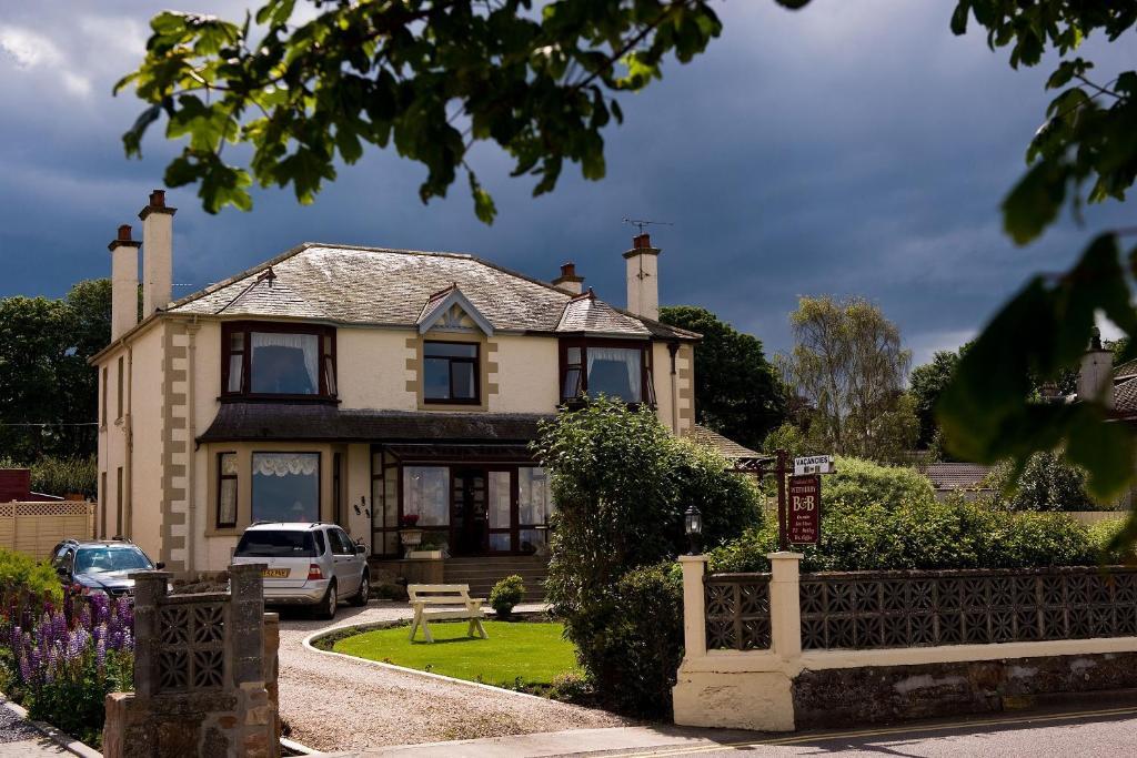 "Room Only" At Wetherby Nairn Exterior foto